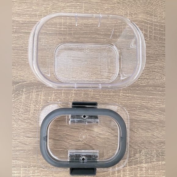 Rubbermaid Brilliance Food Storage Container for Pantry - Picture 5 of 6